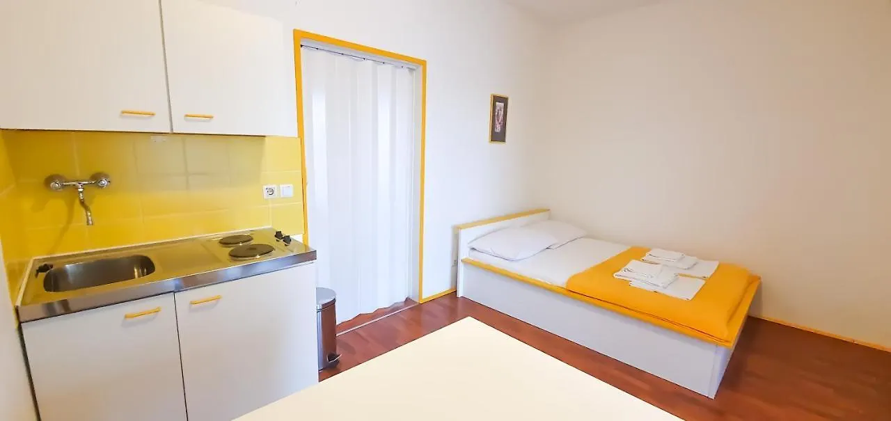 Apartment Buco Stari Grad