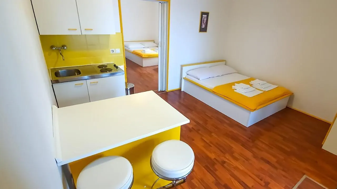 Apartment Buco Stari Grad  Croatia